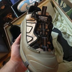Burberry Arthur Shoes 