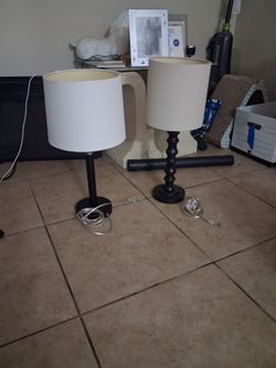 2 lamps