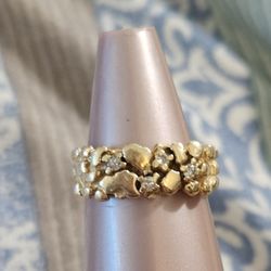 14 Kt Gold  Diamond Nugget Ring