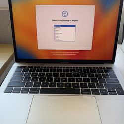 MacBook Pro 13" (2017) - Excellent Condition