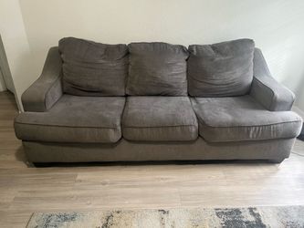 Gray Sofa & Loveseat Set/Gronto Lake/Brandon Riverview/Must go