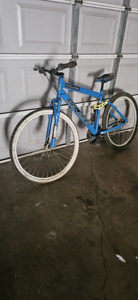 GÉNESIS MOUNTAIN BIKE