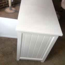 White children's Pottery Barn desk
