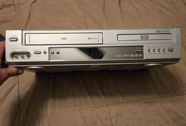 VCR/DVD combo units (READ DESCRIPTION)