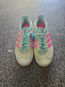Women's Gazelle Shoes
