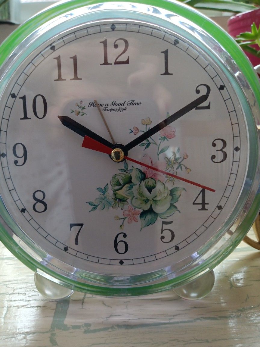 Clock With Alarm