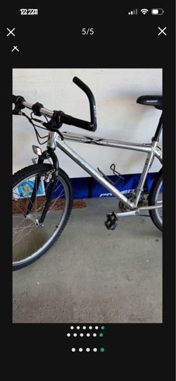 Mountain Bike - Schwinn high end super lightweight frame- brand new 750.00 dollars purchased at Gatto -able to deliver if not too far from Plum
