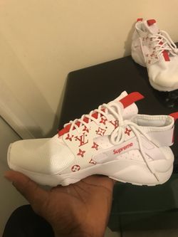Real *authentic size 8* supreme LV NIKE Huaraches