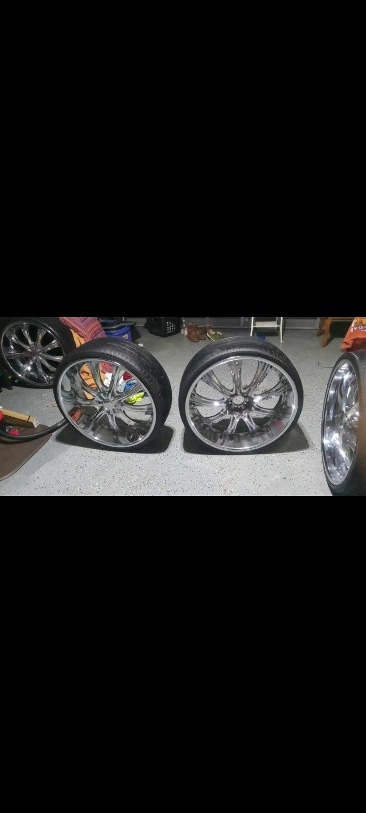26 In RS rims On275/25/26 Tire Rims Are Like New No Çracks, No Scratches, Nothing Wrong With Them, Serious Enquires Only $1300 Or $1200 First Come FS