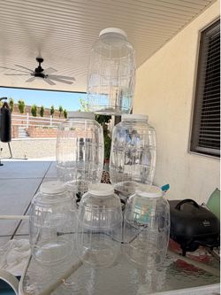 Galones multi uso $5 cada uno