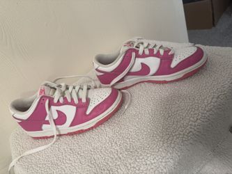 Nike Dunk Low Girls Sneakers 