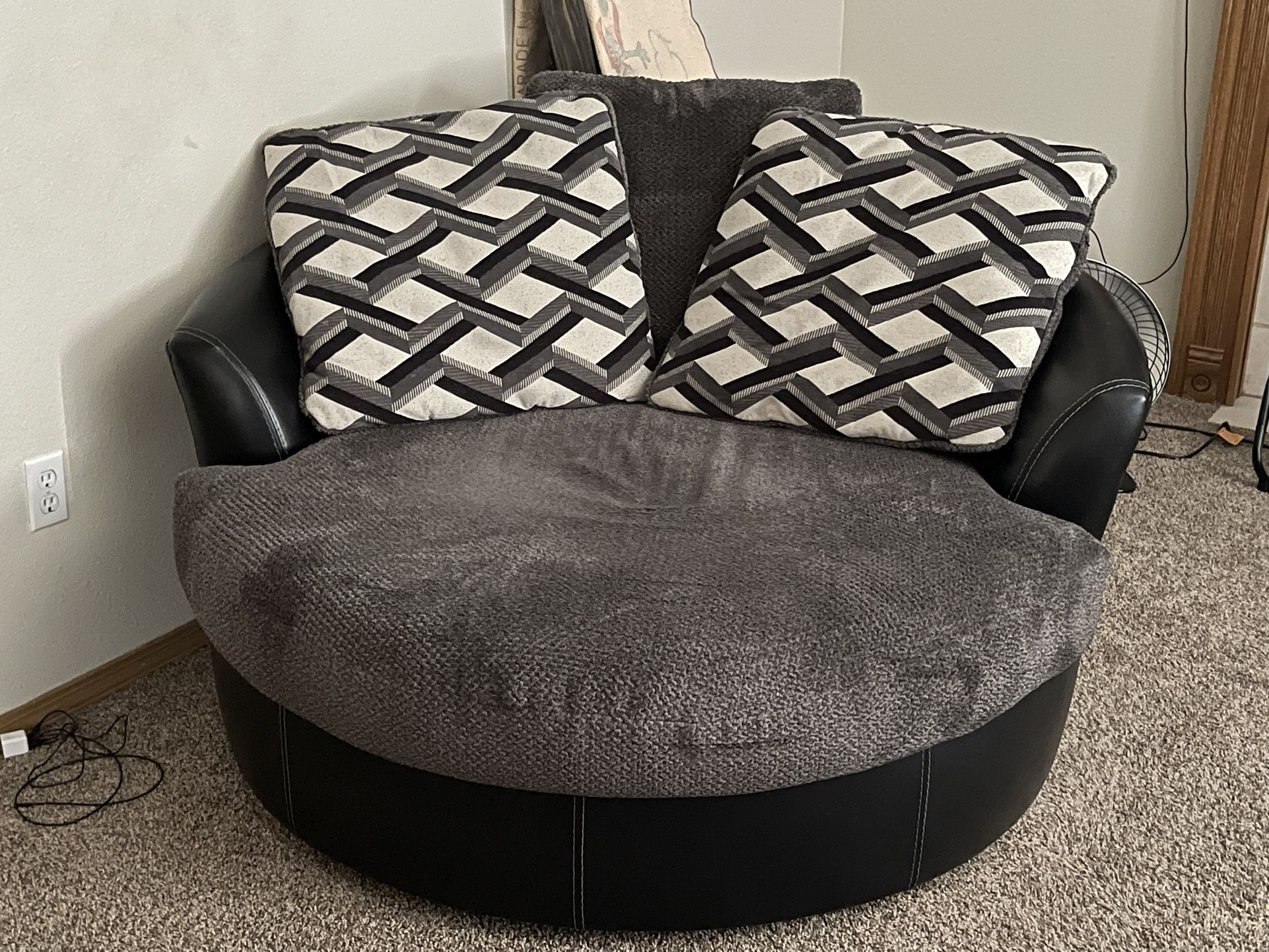 Round Couch