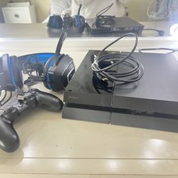 Sony PS4 500 GB (Renewed)