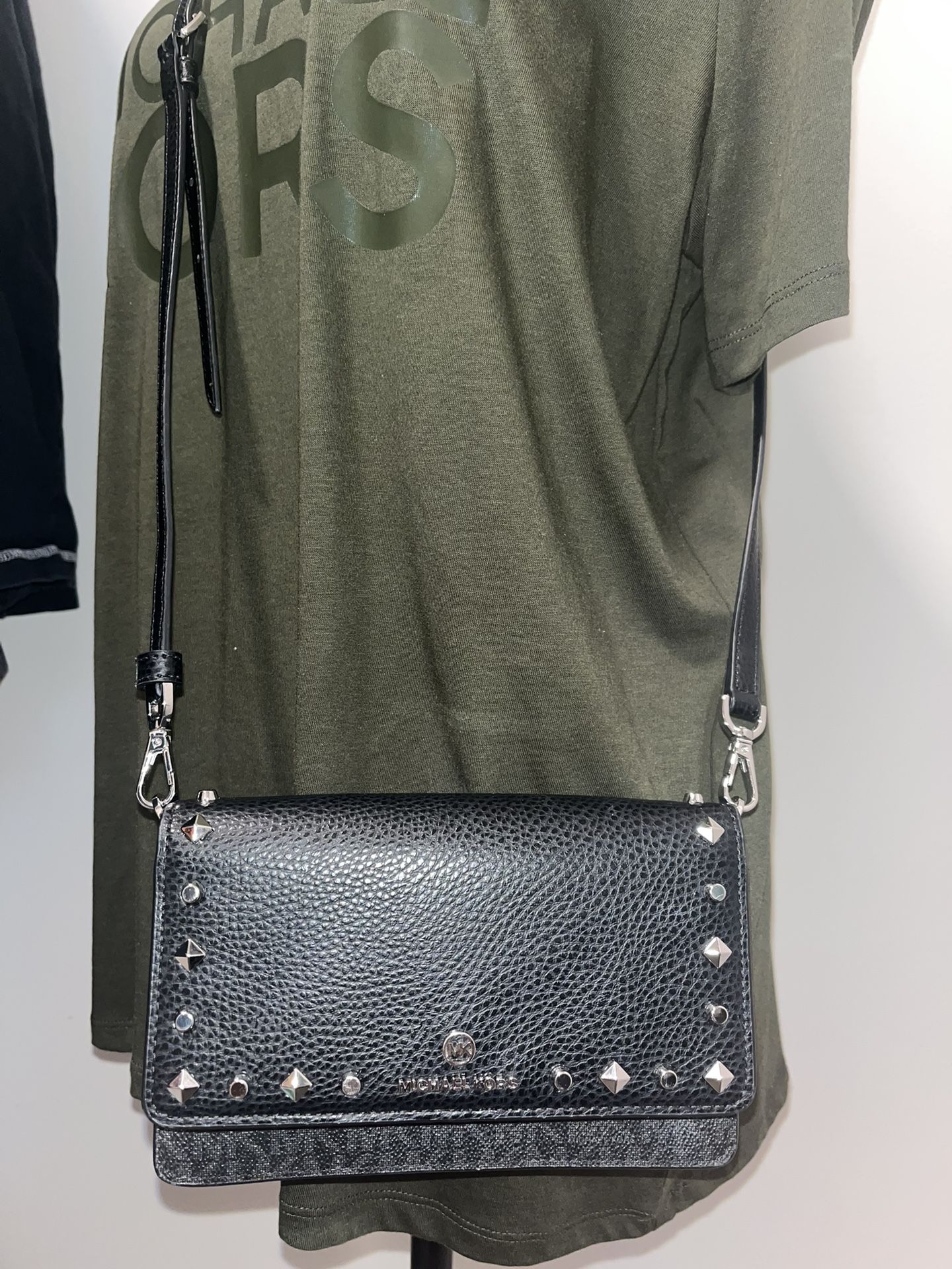 Michael Kors Jet Set Smart Phone Crossbody
