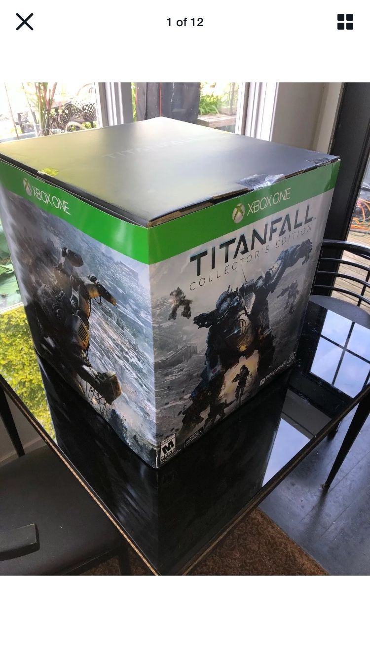 RARE! Collectible TITANFALL Limited Edition Statue! Numbered