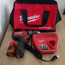  Milwaukee 1/2" Drill Driver And Accessories 