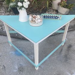 Triangle Corner Table Includes Two Stools