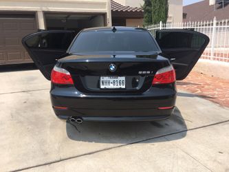 2009 BMW 525i black