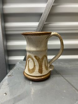 Coffee/tea mugs cups