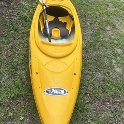 Pelican Kayak With Paddle 