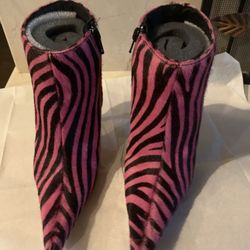 Joey Zebra Women’s Size 7 Heels