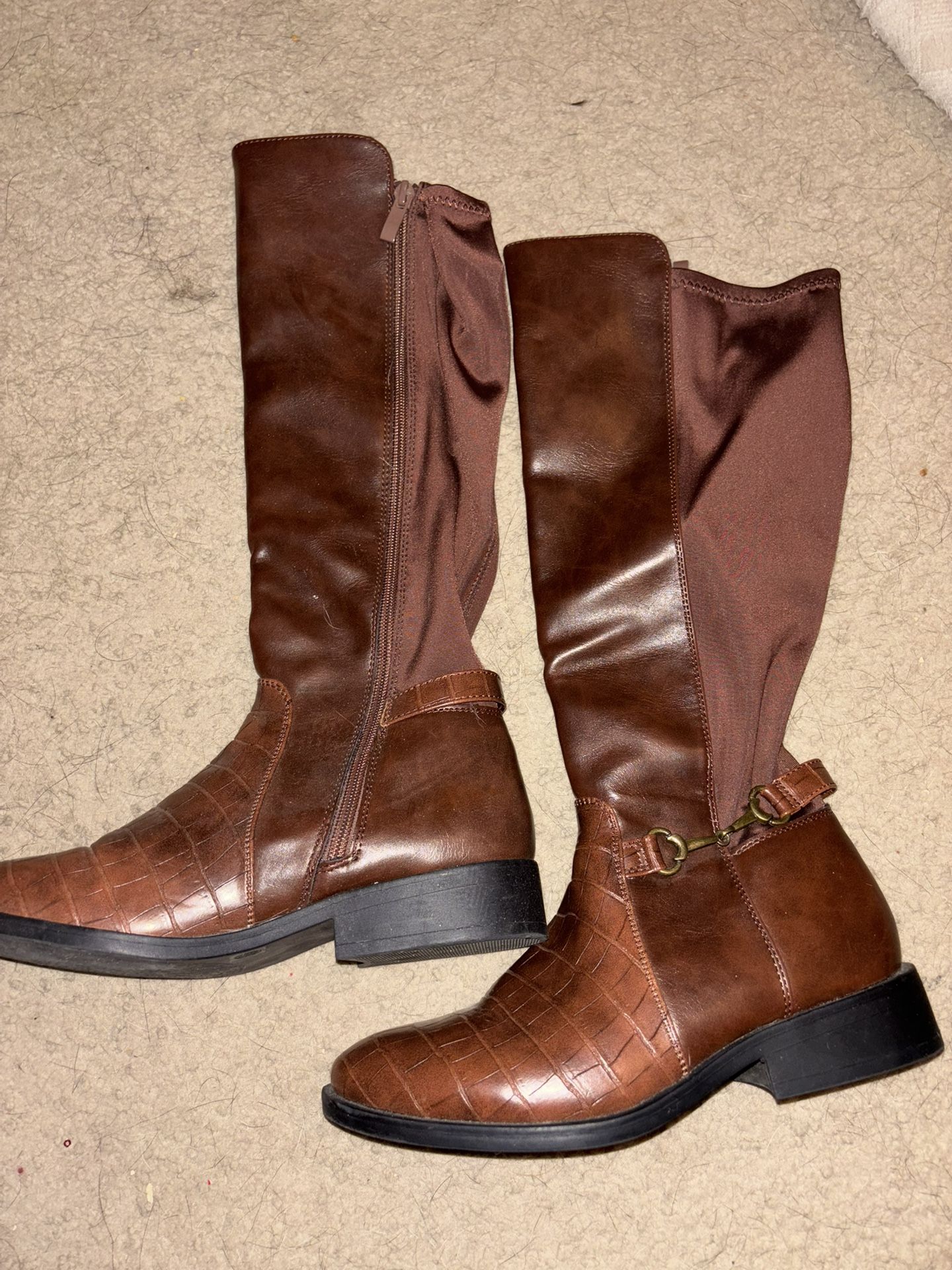 Women Boots Size 6 New