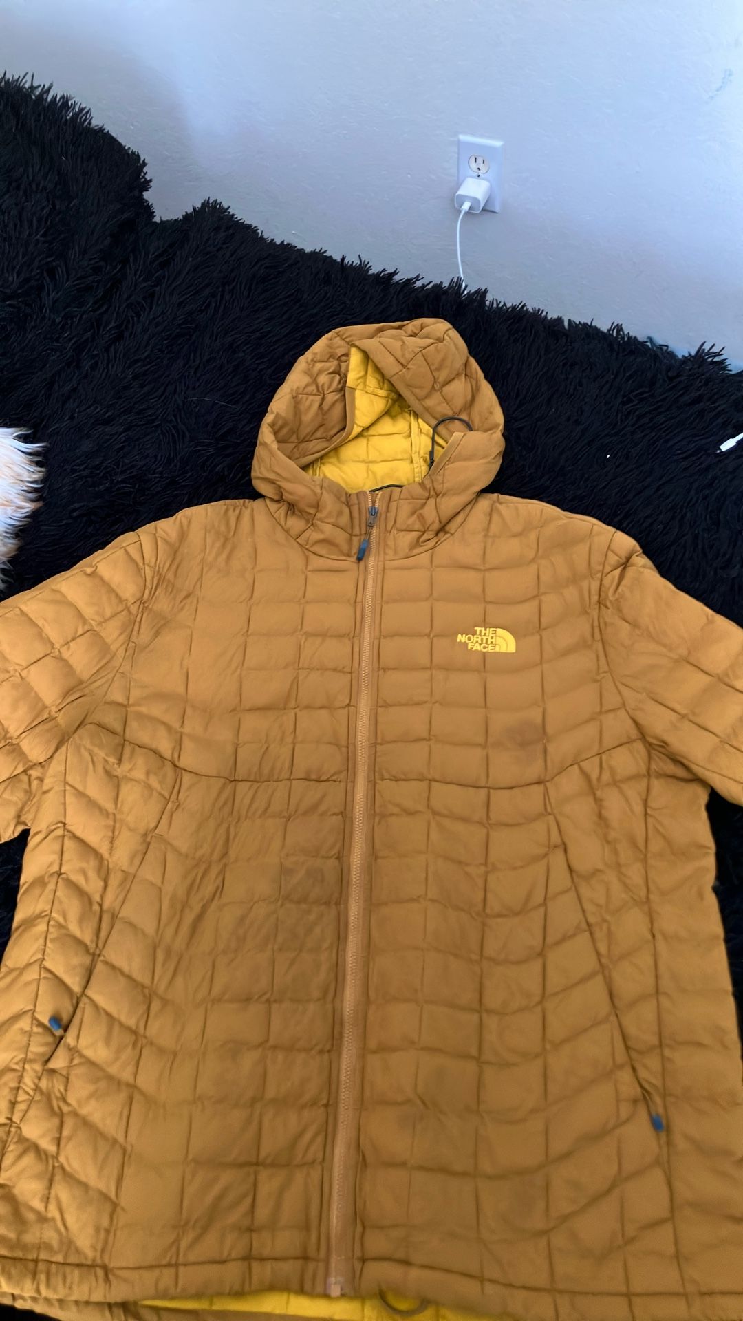 Men’s North Face Jacket