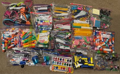 New/Gently Used Giant Lot Of School/Class Room Supplies