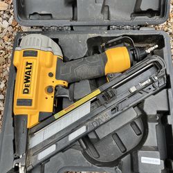 Dewalt pneumatic finish hail gun