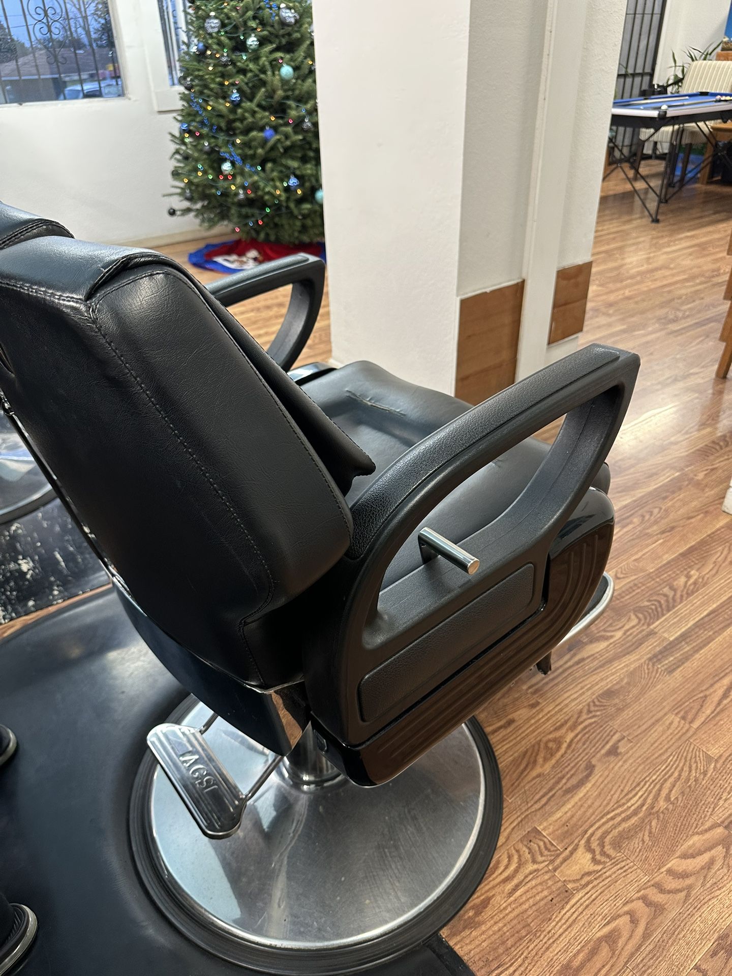 Barber Chair 