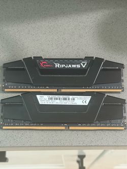 DDR4 Gskill ripjaws RAM 16gb 8x2
