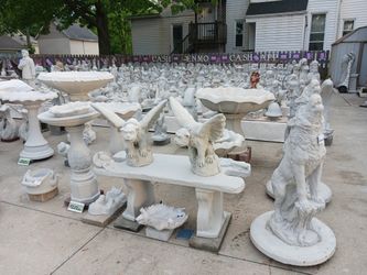 20" Gargoils Concrete Statue, Each 85.00 FIRM... Pls , read All The information