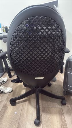 Avocado chair