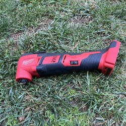 Milwaukee M18 Multitool 