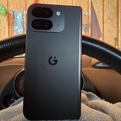 Pixel 9 Pro FOLD • 256 GB • UNLOCKED 🔐  (Price Firm)