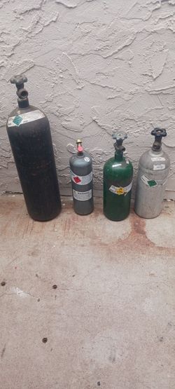 Botles acetylene oxigene  an argón empty