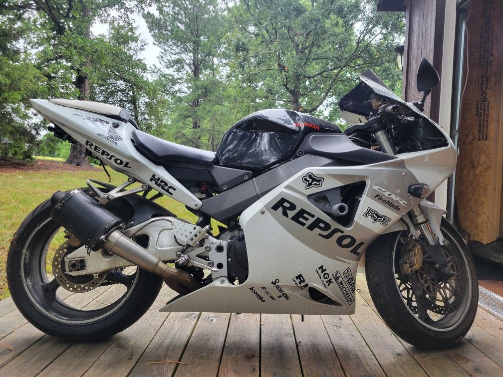 2003 Honda CBR954