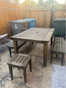 Wood set all for $100 needs stain and some tlc