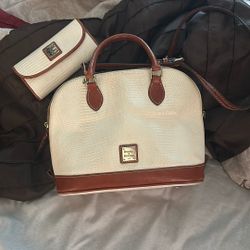 Dooney bourke