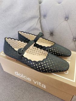 Dolce Vita Alexie Laser Cut Mary Jane Flat Size 7
