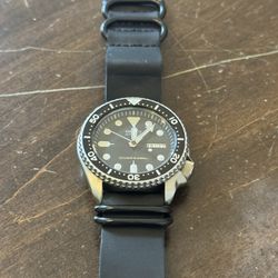 Seiko SKX Automatic Dive Diver Watch Vintage Mechanical Diver 