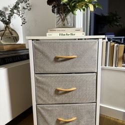 3 Drawer Storage dresser/ Closet Organizer/  Fabric Removable Bins