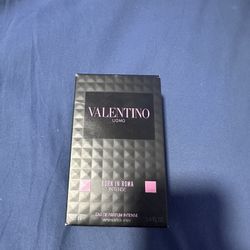 Valentino Born In Roma Intense