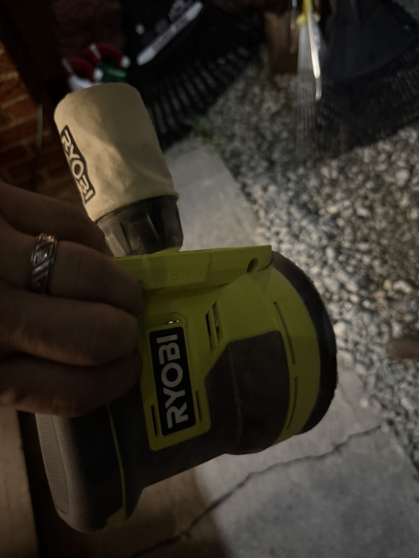 Ryobi 18V ONE+ Random Orbit Sander,