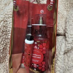Strawberry PoundCake Gift Bag Set