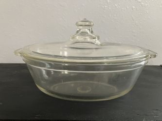Pyrex Serving Dish With Lid