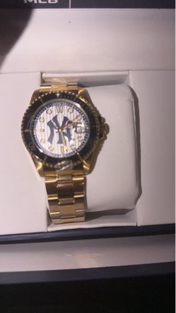 Invicta Pro Diver New York Yankees Gold Watch Brand New