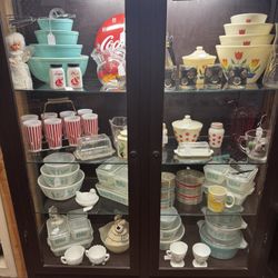 Vintage Collectibles Pyrex Fire King