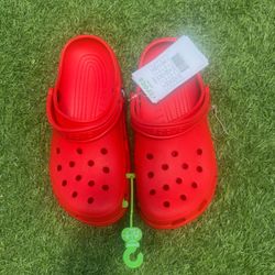 Crocs Unisex-Adult Classic Clogs (Red)Size 4m/6w to 7m/9w 