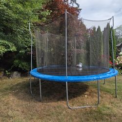 Trampoline 14'